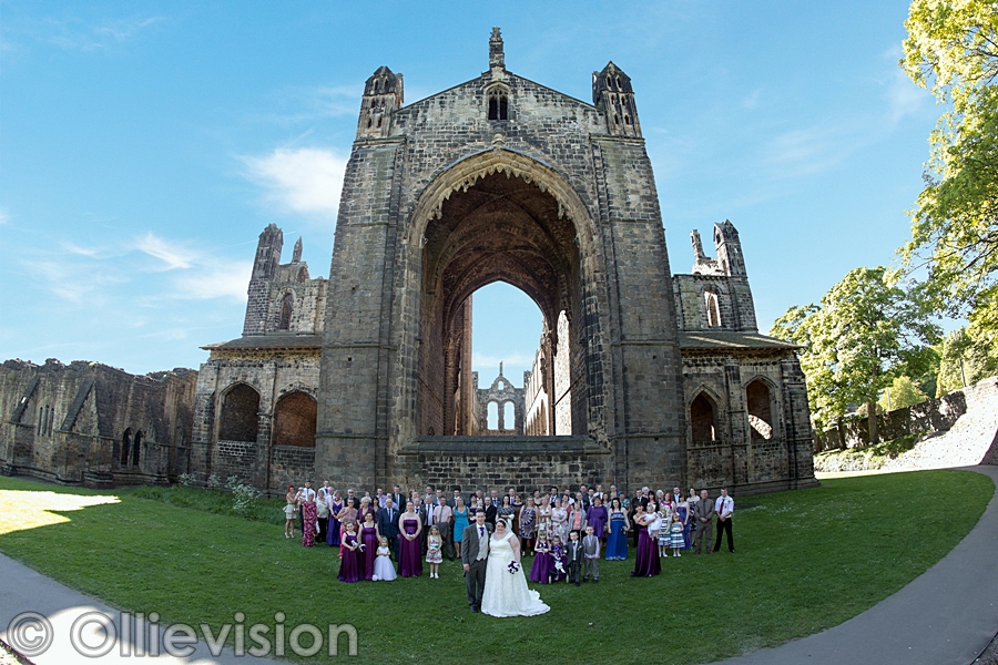 Kirkstall Abbey, wedding photographers Leeds, LS5 photographers, wedding photos at Kirkstall abbey, leeds weddings